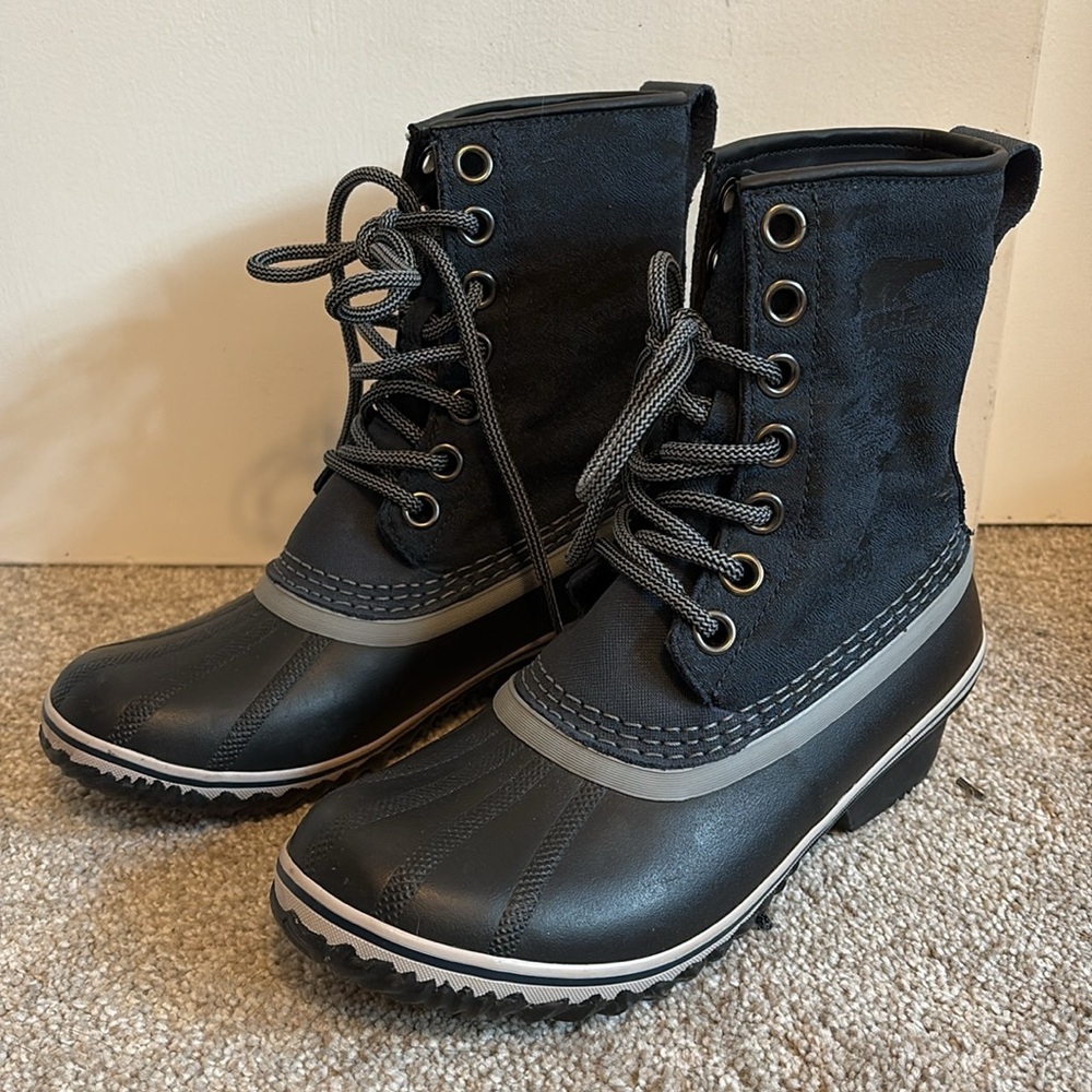 Sorrel Blue and Black Ankle Boots Like new